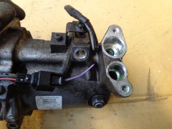 COMPRESSEUR DE CLIMATISATION RENAULT/NISSAN - Vue 2